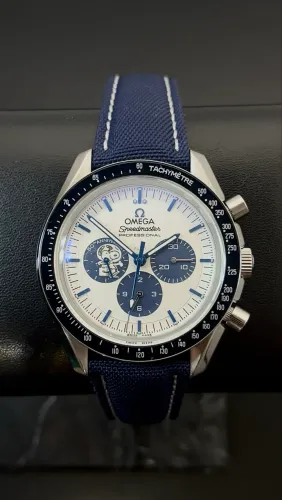 Relógio Omega Snoopy