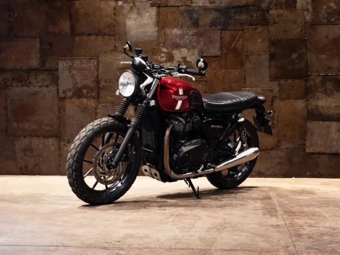 Triumph Street twin 900cc 2017