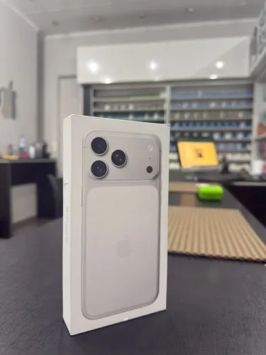 iPhone 17 PRO MAX 256GB - (2025) novo lacrado 