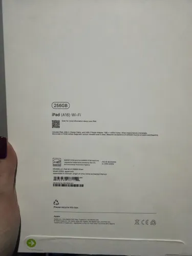 Vendo iPad 11 256 g na caixa