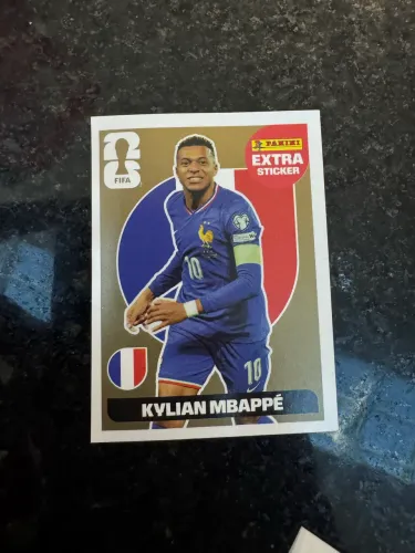 Mbappe Legend Ouro