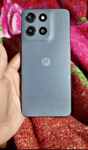 Vendo moto g75 256 gb 8 de ram função nfc biometria na tela , facial e dual chip
