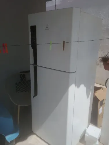 Geladeira Eletrolux (não está gelando)
