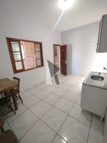 Kitnet com 1 dormitório para alugar, 30 m² por R$ 1.000,00/mês - Escalvados - Navegantes/S