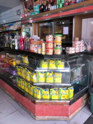 Balcão de mercado e panificadora
