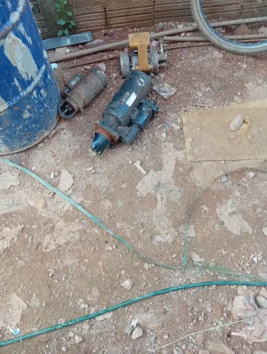 2 motor e um compressor de ar motor de arranque cartepila está alguns dias parado