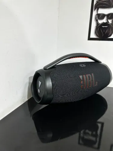 Caixa de som JBL boombox 3 original semi nova  com caixa e assessórios originais 