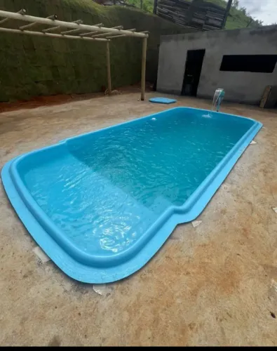 Limpeza e manutenção em piscina