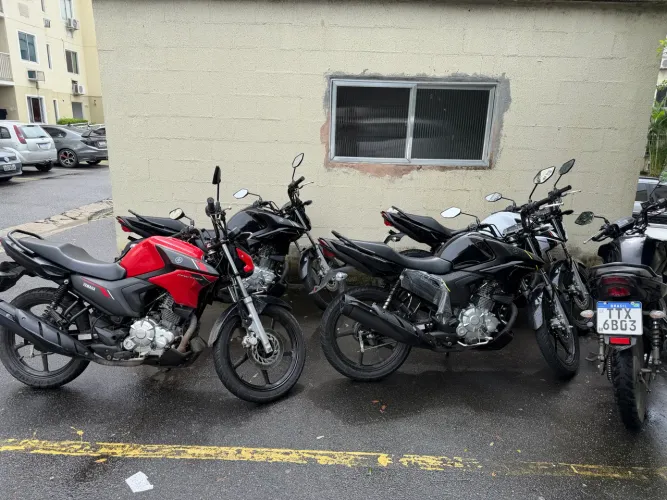 Barato , moto de qualidade e pouco usadas