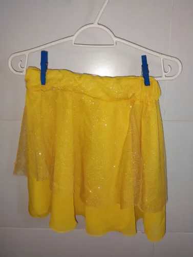 Saia amarela para dança