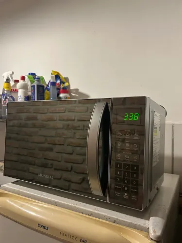 Micro-ondas Mondial 21L Preto Seminovo 