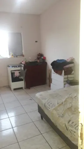 Alugo casa de 1 comodo com pia instalada tipo kitnet - Joquey Clube - São Vicente/SP