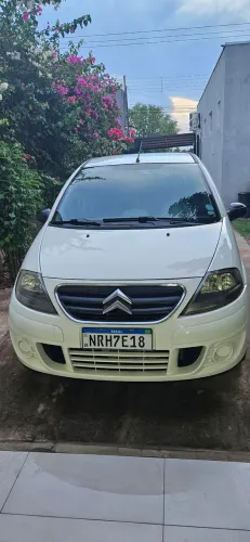 Citroen C3 GLX 1.4/ GLX Sonora 1.4 Flex 8V 5P 2012