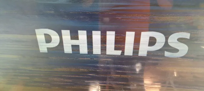 Tv phillips  40 polegadas parada 200,00