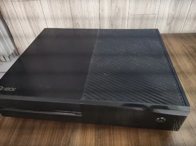 Xbox one+1contole+fonte nao liga, leia a discrição