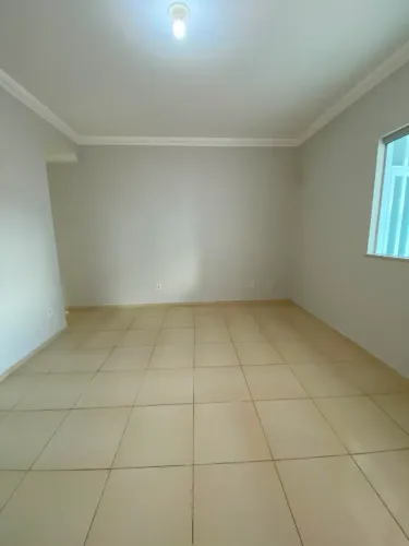ALUGO LINDO APARTAMENTO NA SAPETINGA