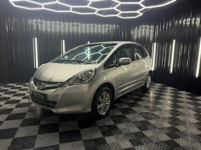 Honda Fit LX 1.4/ 1.4 Flex 8v/16v 5P Aut. 2014