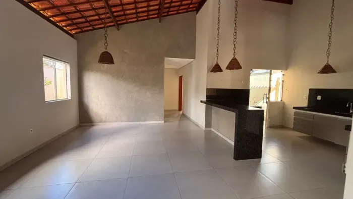 Casa a Venda na Praia do Francês, proximo a praia, 2/4 uma suite