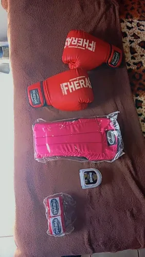 VENDE-SE KIT DE LUTA