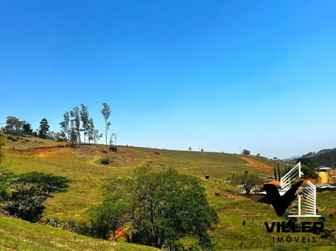 Area Verde no Rio do Peixe na Cidade de Socorro SP