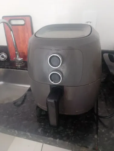 Airfryer com 1 ano de uso