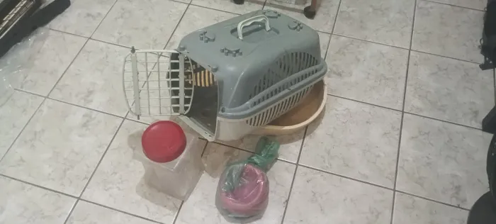 Kit Pet - Caixa transporte + Caixa para areia