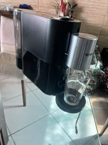 máquina de café nespresso atelier