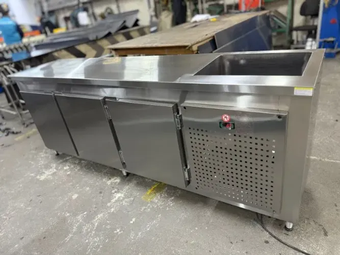 Balcão refrigerado industrial em aço inox, Direto da fábrica, (Faça um orçamento)