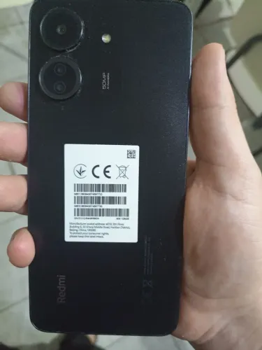 Celular radmi 13