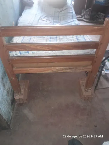 Cama Solteiro Madeira Maciça de $180 por $130