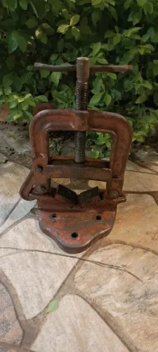 Morsa de Bancada para tubos... Somar N°4 