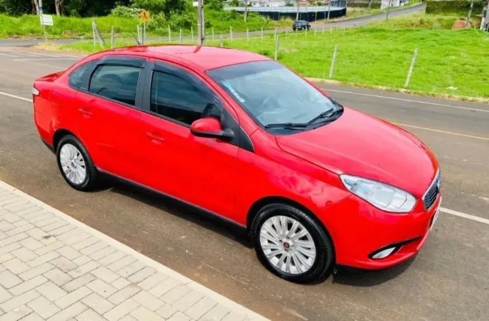 Fiat Grand Siena Essence 1.6 Flex 16V 2017
