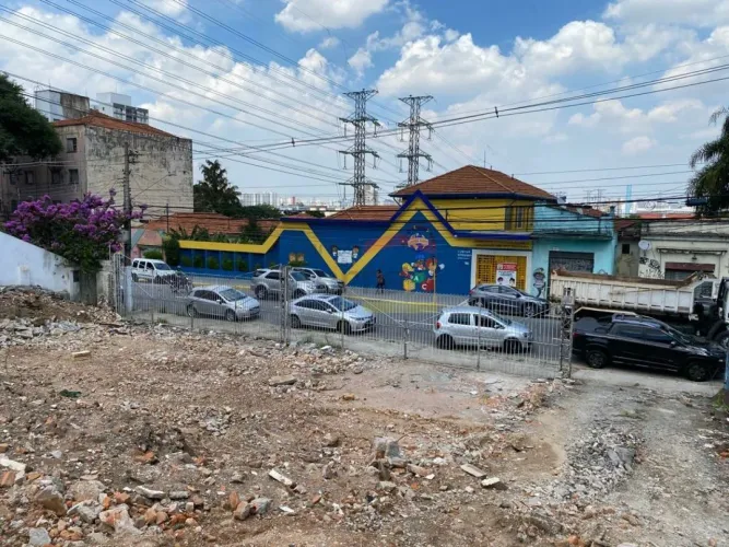 TERRENO PARA LOCAÇÃO VILA GUILHERME