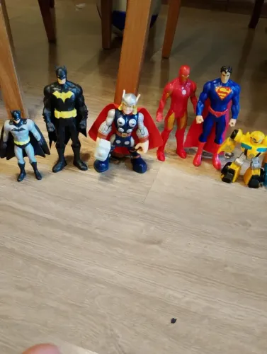 Bonecos de SUPER-HERÓIS