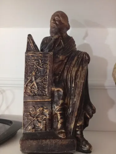Escultura em gesso maciço líder Maçonaria 