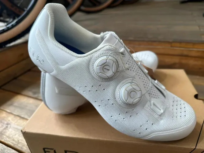 Sapatilha FLR FNT-9 KNIT Pure White Carbon R15