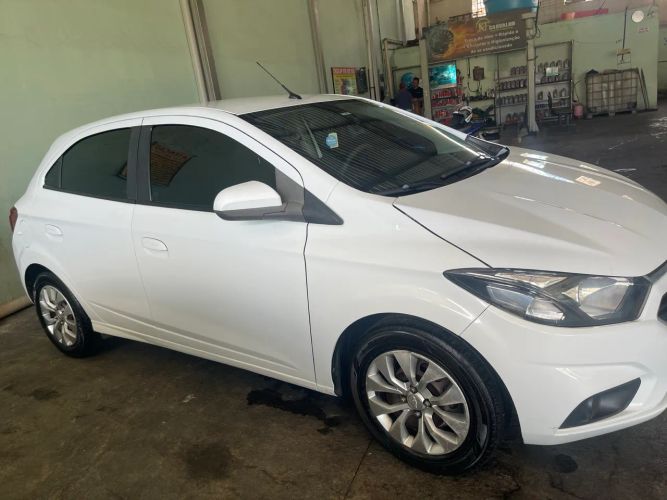Imagem de Chevrolet Onix Hatch LT 1.4 8V Flex Mec. 4P 2017