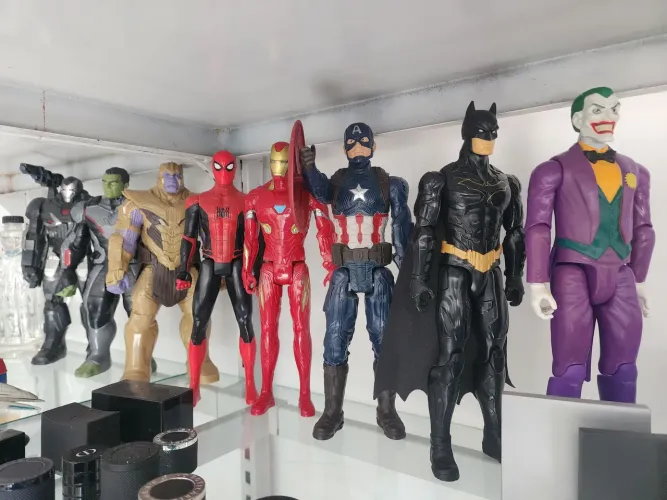 LOTE MINIATURAS BONECOS SUPER HERÓIS 