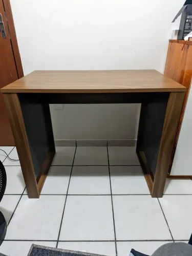 Escrivaninha - Mesa de escritório