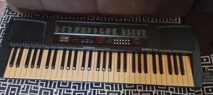 Teclado Kawai X30