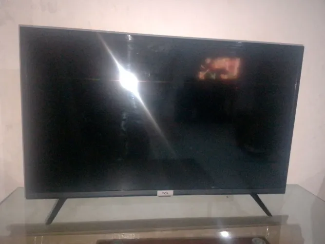Vendo tv tcl 32 polegadas para retirada de peças 
