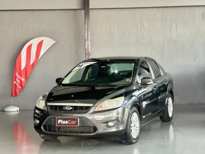 Ford Focus 1.8 16V 5P 2013