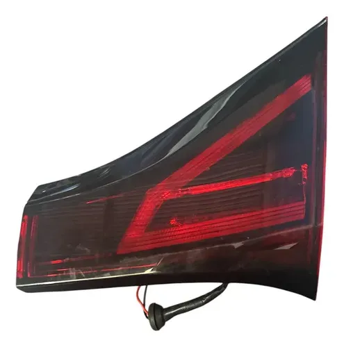 Lanterna Tampa Porta Malas T/d Nissan Kicks 22/25 Vermelho