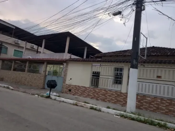 CASA 5 QUARTOS em Cobilândia