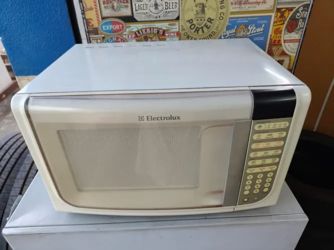 Microondas Eletrolux 31 litros 110volts