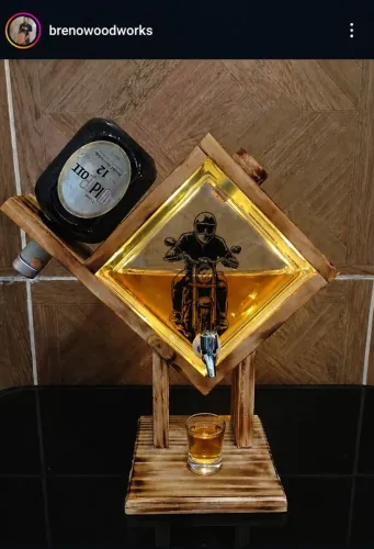 PINGOMETRO (PORTA CACHAÇA) 2 LITROS COM LED