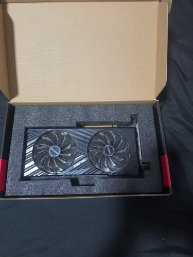 RX 7600 xt 16gb