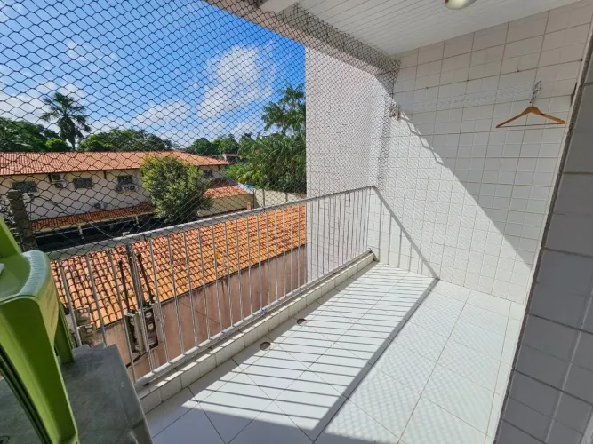 Apartamento Semimobiliado de 113 m² com 3 Quartos no Residencial Maria Mendes