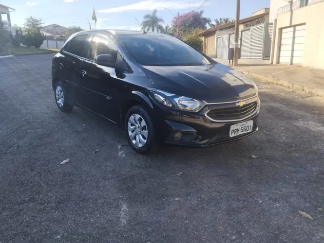 Chevrolet Onix Hatch LT 1.0 8V Flex Mec. 4P 2018