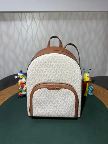 Mochila michael Kors , nova, com etiqueta